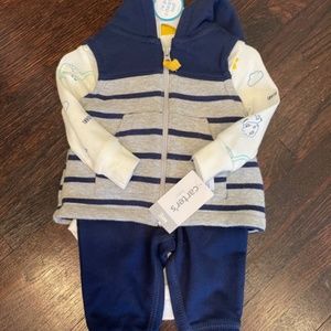 NWT 3 piece Carters outfit